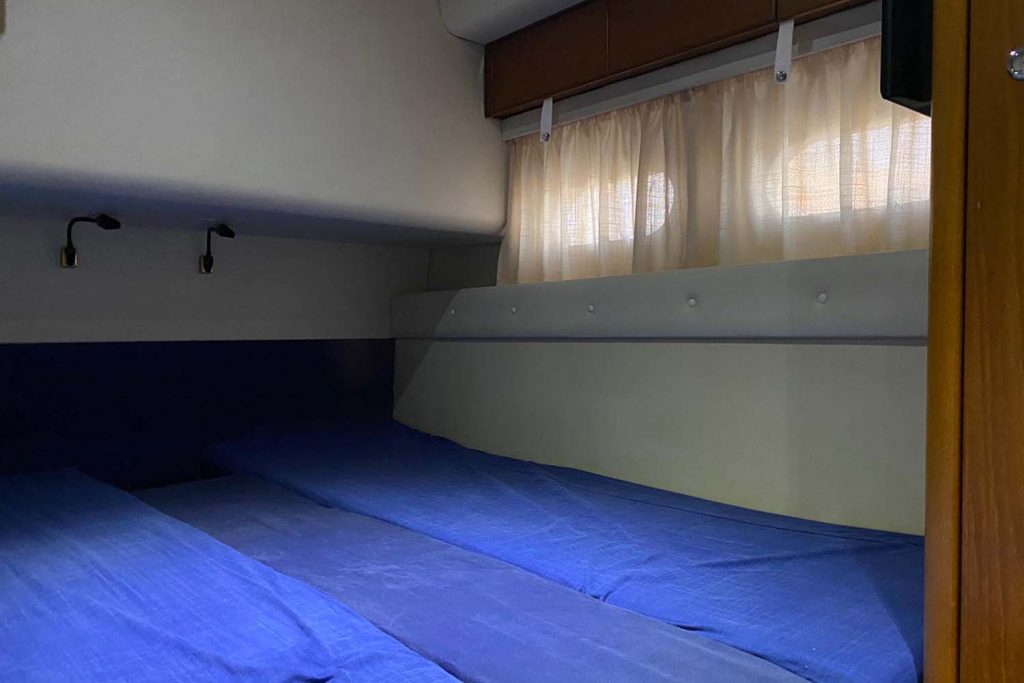 princess 500 cantiere danes (2)