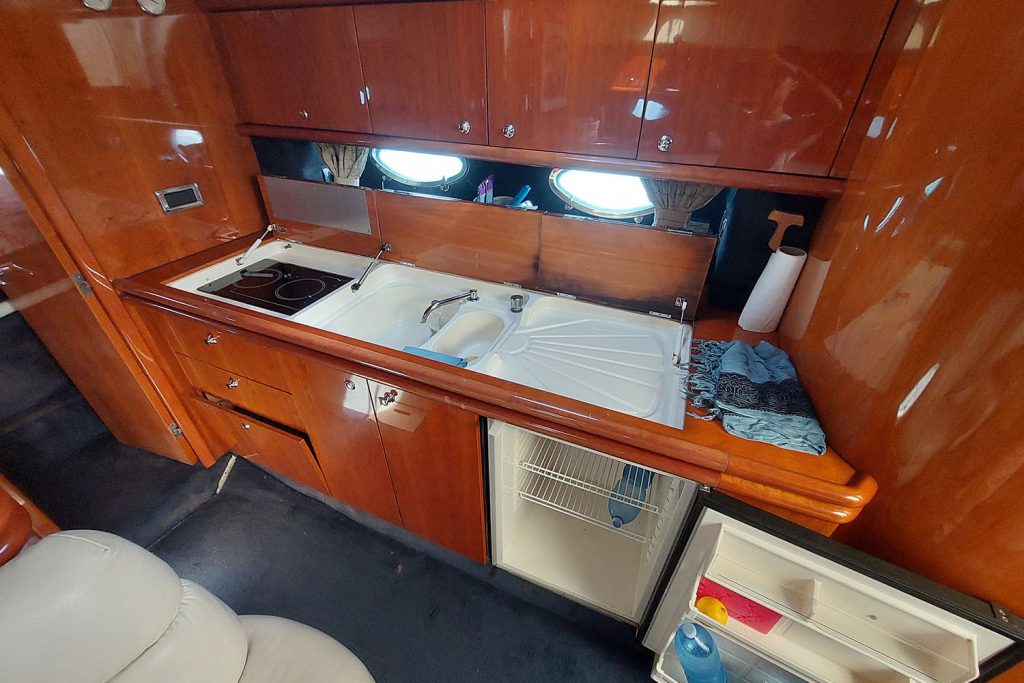 sunseeker 54 predator cantiere danese (14)