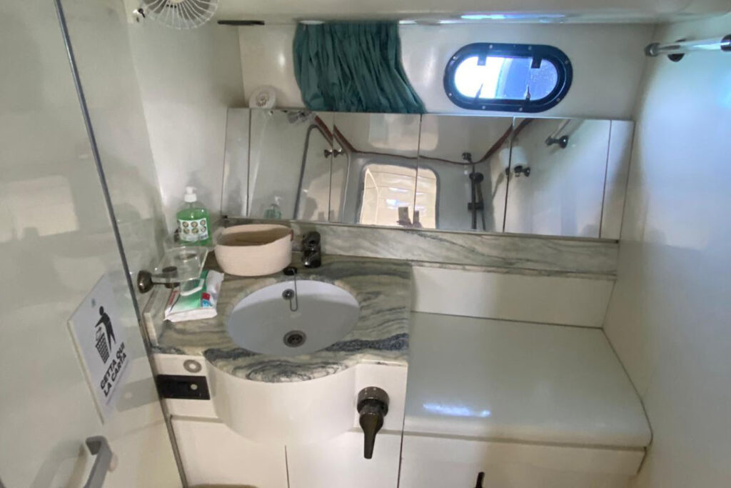 calypso corporation murena 730 (5).jpg_0012_Bagno principale